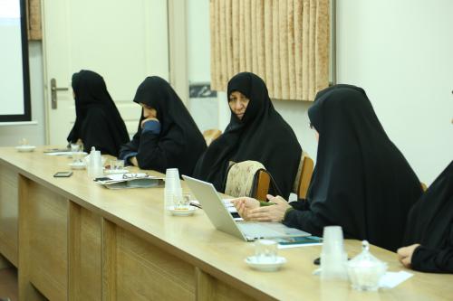 خانم برقعی