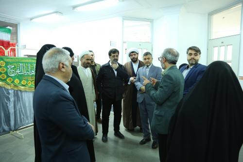 بازدید استاندار قم از جامعه الزهرا (26)