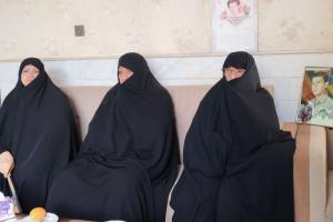 دیدار مدیر جامعه الزهرا با خانواده شهید حیدری مجد