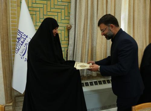 فائزی